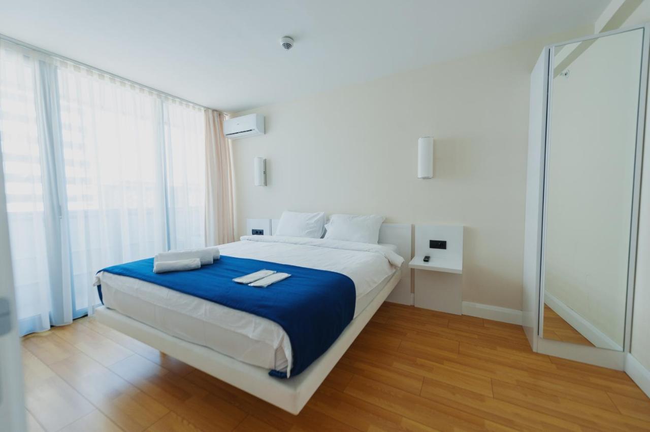 Orbi City Luxury Suiteバトゥーミ エクステリア 写真