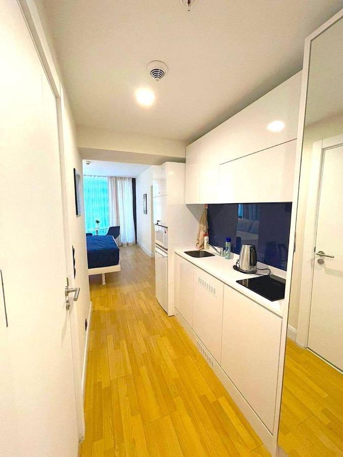 Orbi City Luxury Suiteバトゥーミ エクステリア 写真